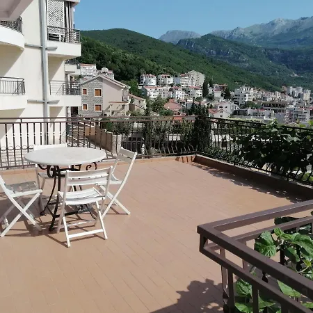 Lovely With Big Terrace In Lejlighed *